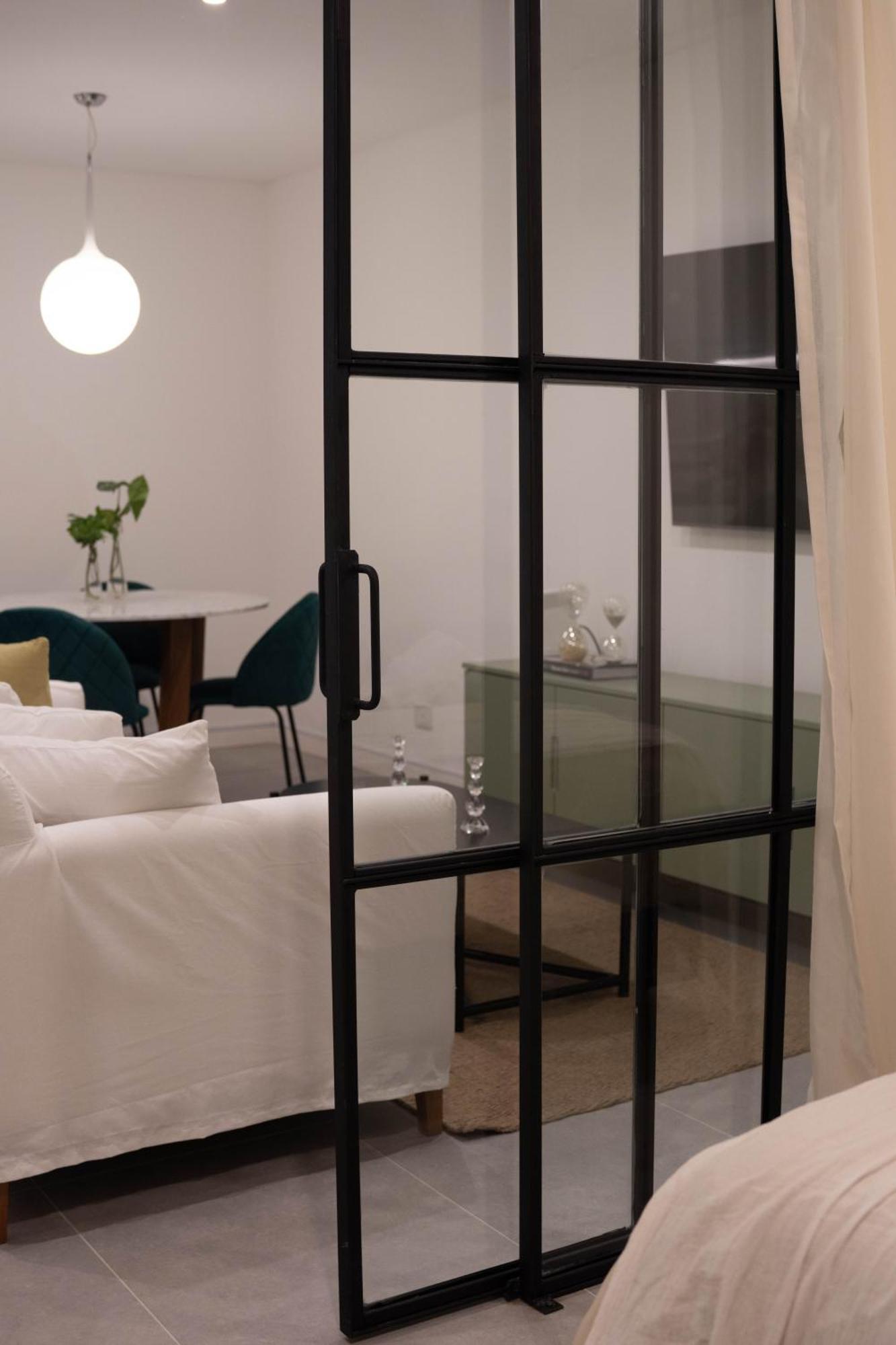 Vizion Juncal- Encanto Frances En El Corazon De Recoleta บัวโนสไอเรส ภายนอก รูปภาพ